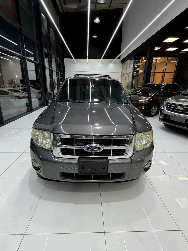 Ford Escape 2.5 AT (168 حصان)