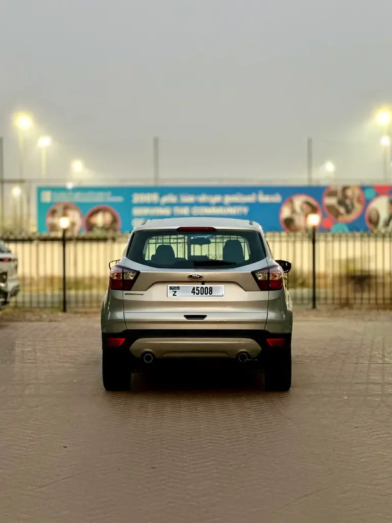 Ford Escape 2.5 CVT (209 حصان) - 6