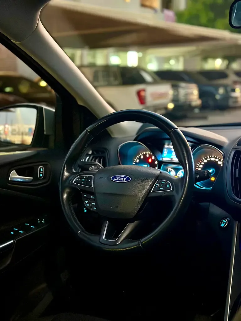 Ford Escape 2.5 CVT (209 حصان) - 10