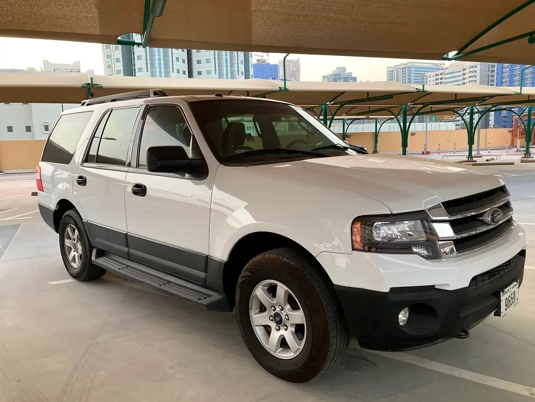 Ford Expedition 3.5 AT (370 hp)