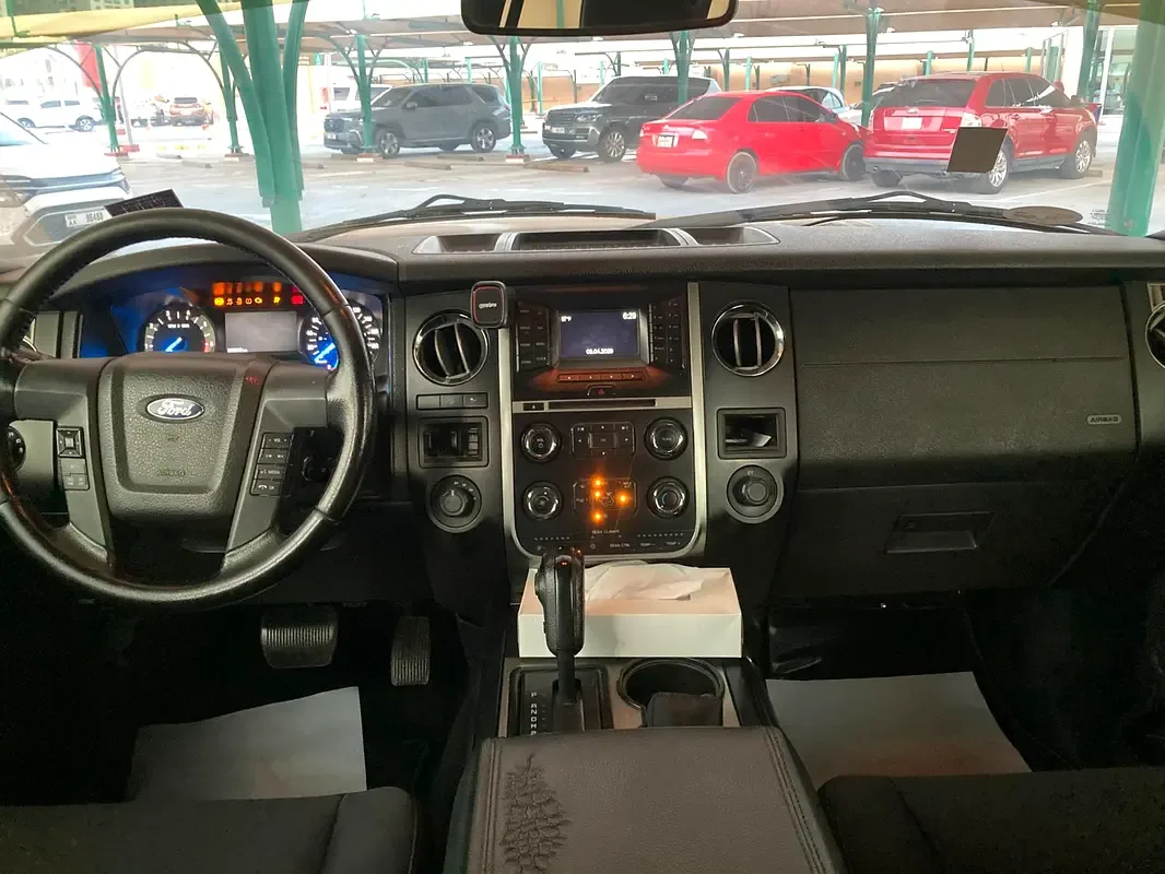 Ford Expedition 3.5 AT (370 hp) - 6