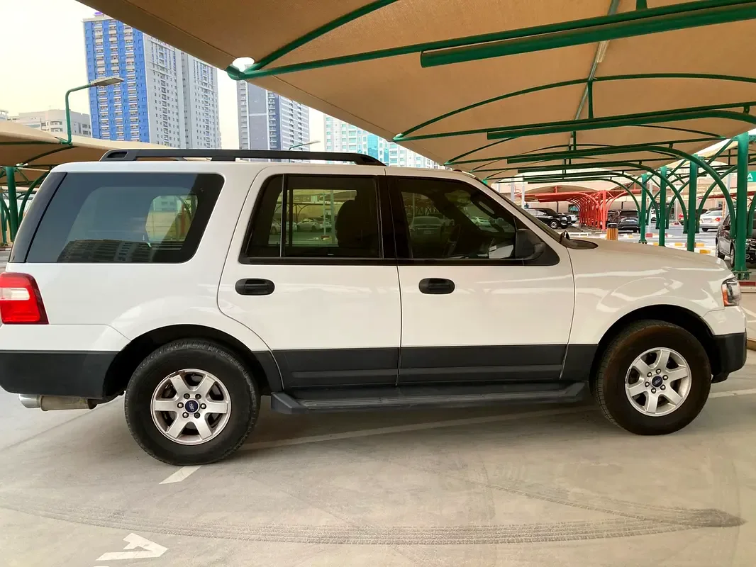 Ford Expedition 3.5 AT (370 hp) - 14