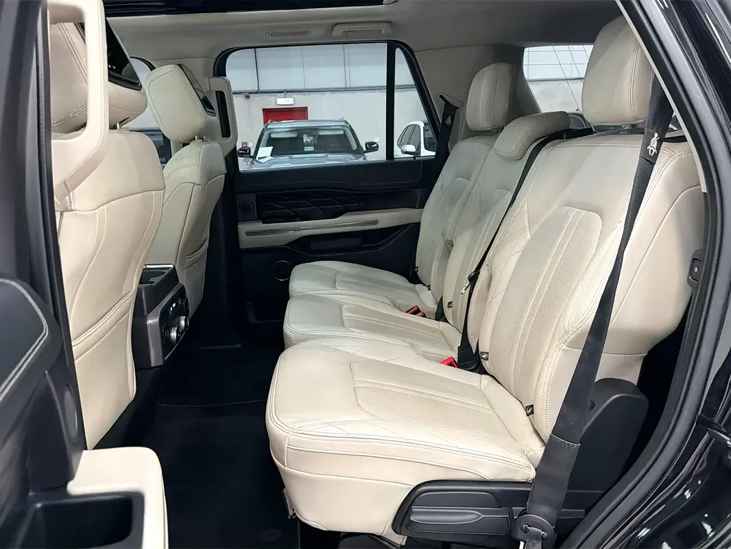 Ford Expedition 3.5 AT (405 حصان) - 18