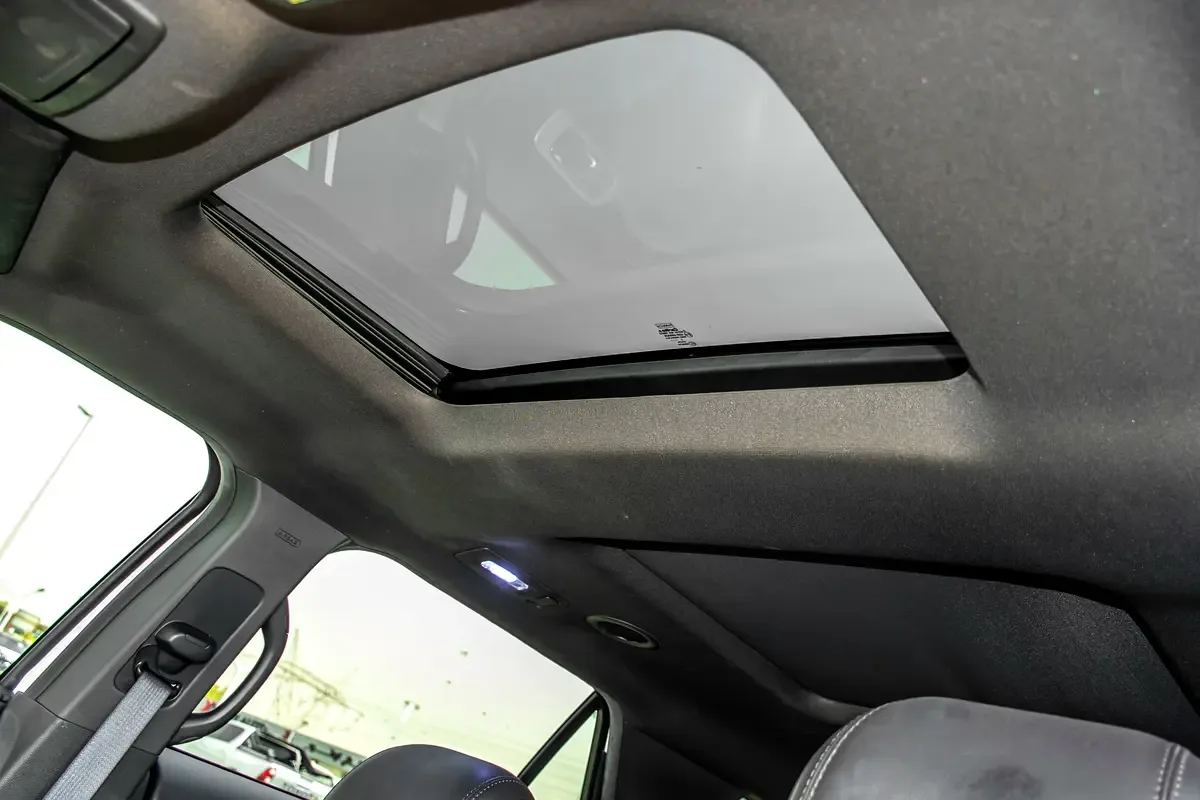 Ford Explorer 2.0 EcoBoost AT (240 حصان) - 11