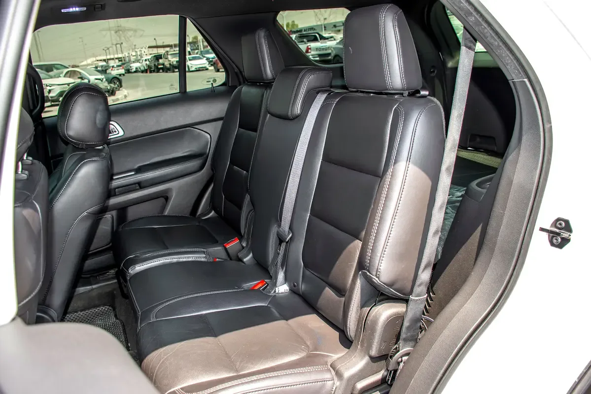 Ford Explorer 2.0 EcoBoost AT (240 حصان) - 15