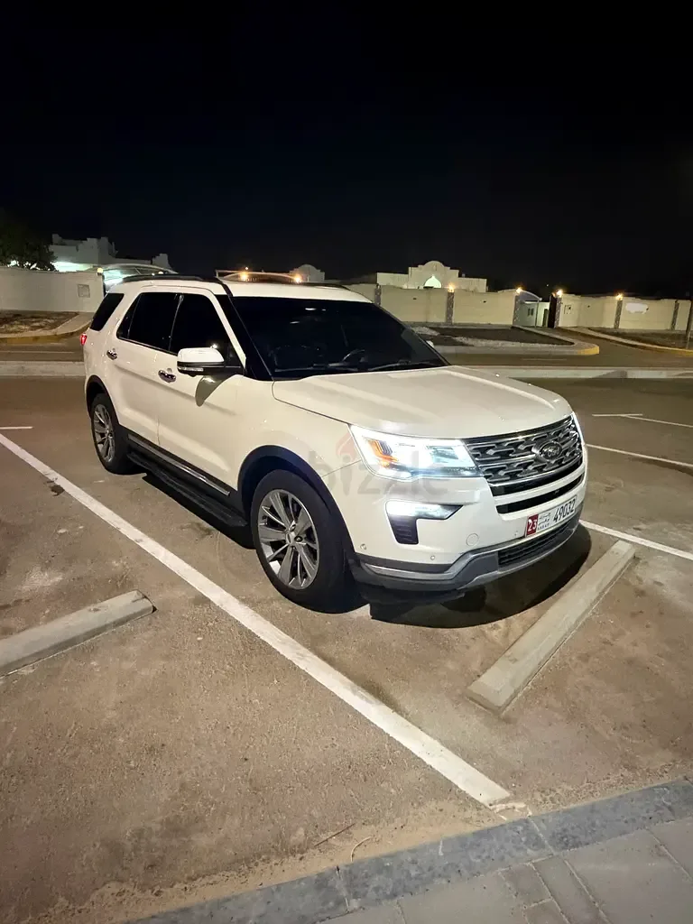 Ford Explorer 2.3 AT (284 hp)