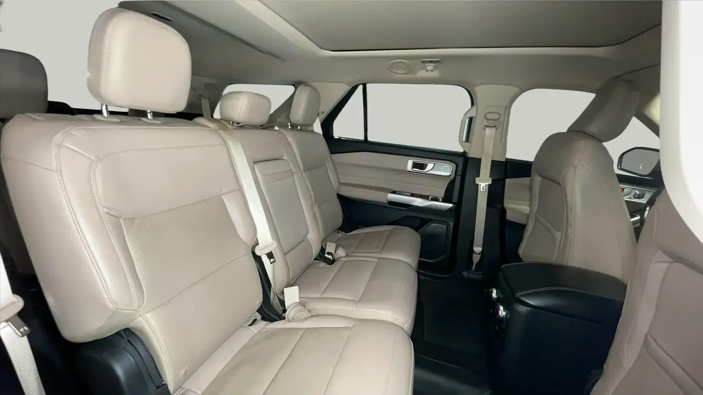 Ford Explorer 2.3 AT AWD (300 حصان) - 10