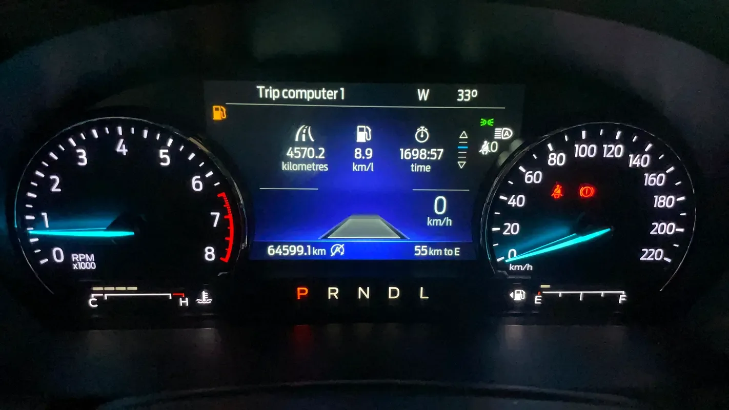 Ford Explorer 2.3 AT AWD (300 حصان) - 9