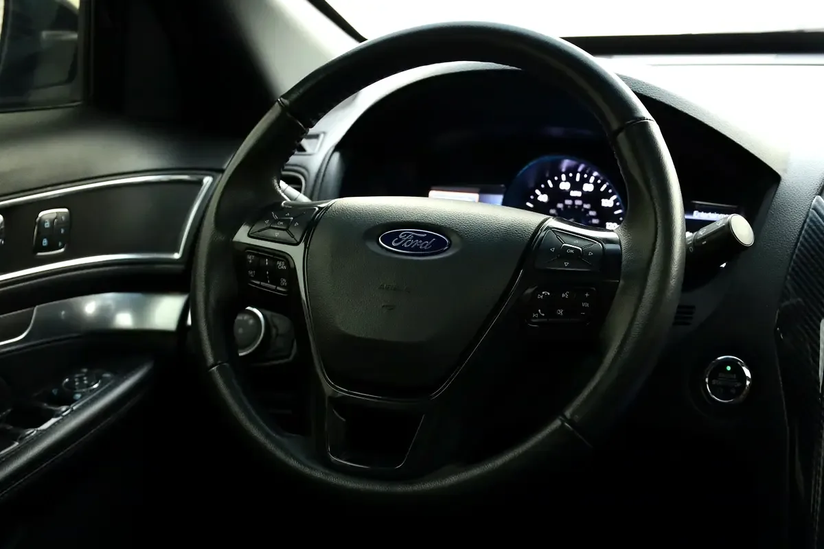 Ford Explorer 2.3 AT AWD (300 hp) - 15