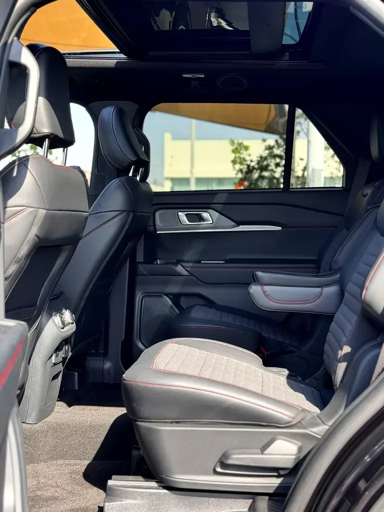 Ford Explorer 3.0 AT (400 hp) - 12