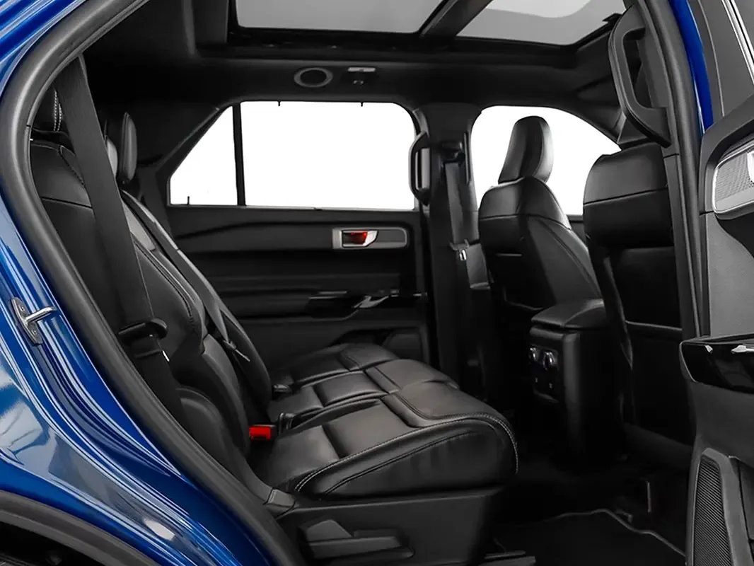 Ford Explorer 3.0 AT (400 حصان) - 13