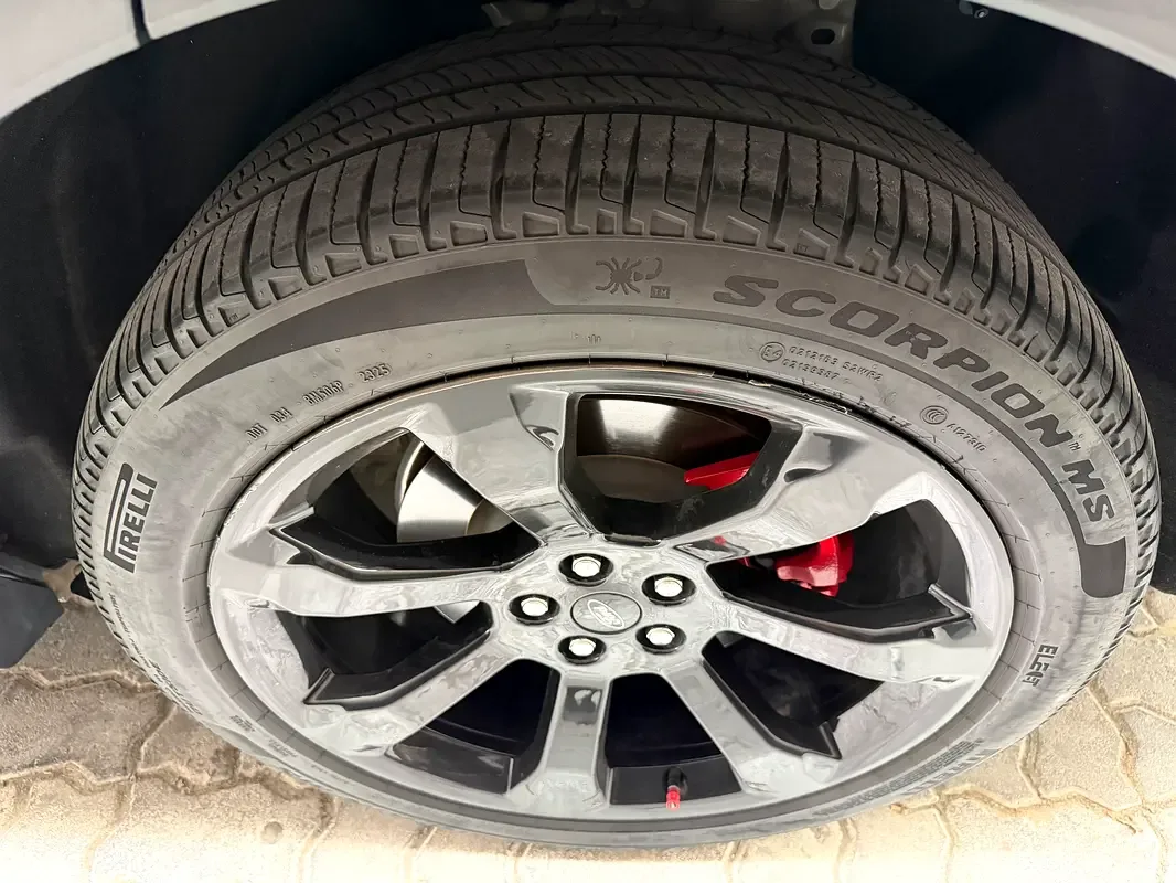 Ford Explorer 3.0 AT (400 حصان) - 14