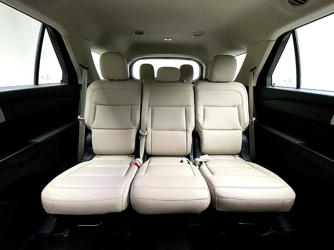 Ford Explorer 3.0 AT (400 hp) - 15