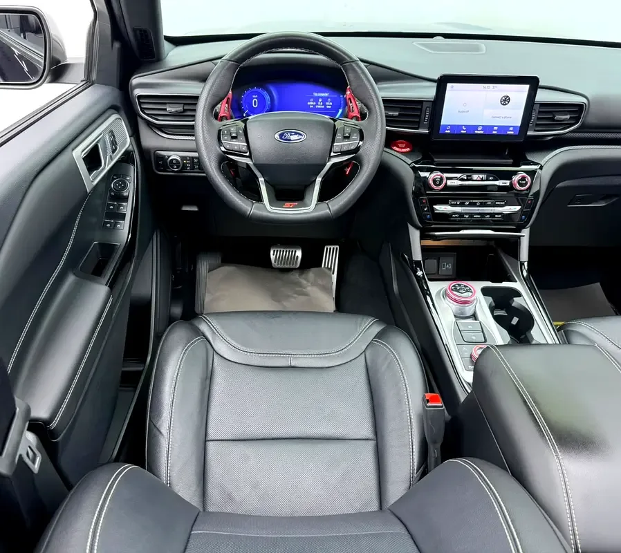 Ford Explorer 3.3 AT (285 hp) - 14