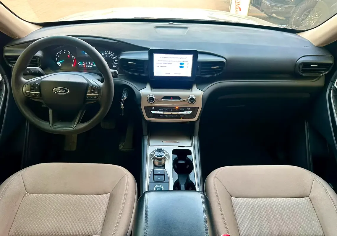 Ford Explorer 3.3 AT (285 حصان) - 7