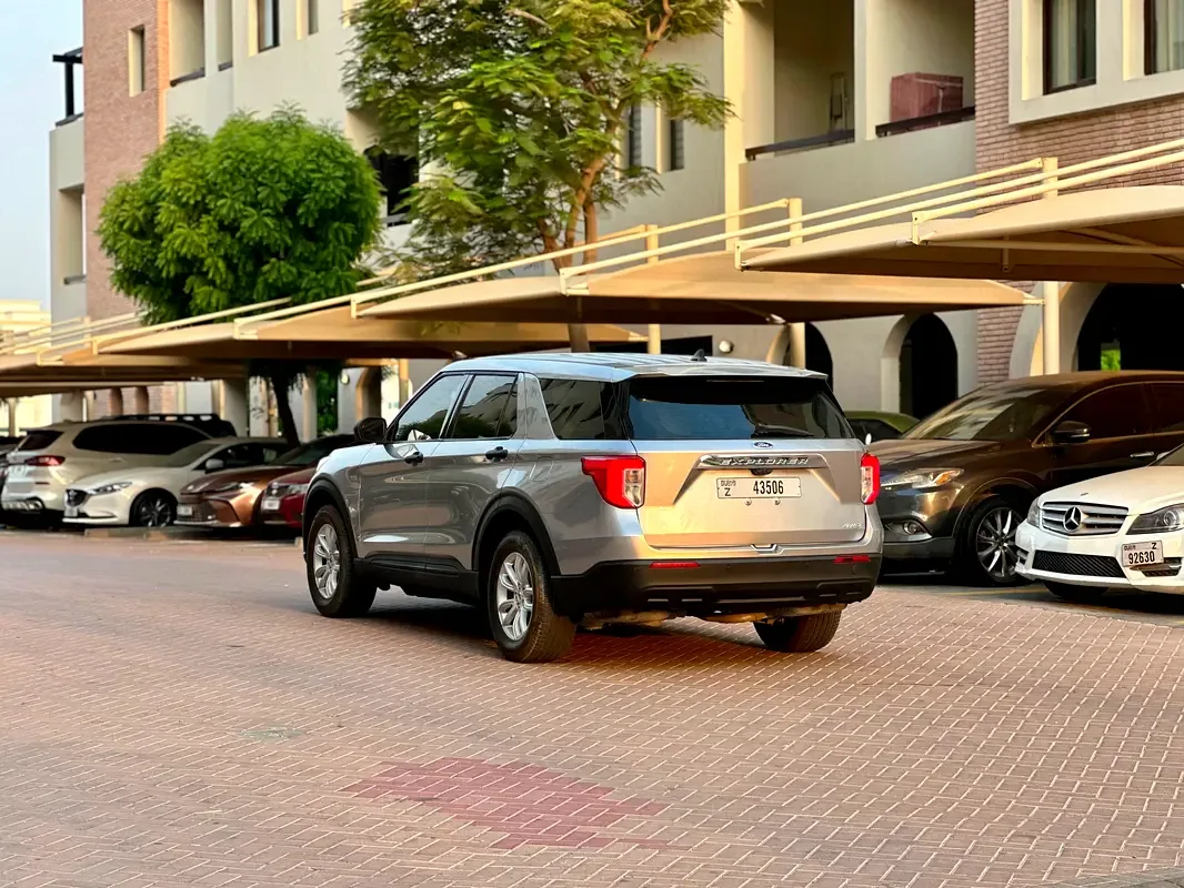 Ford Explorer 3.3 AT (285 حصان) - 6