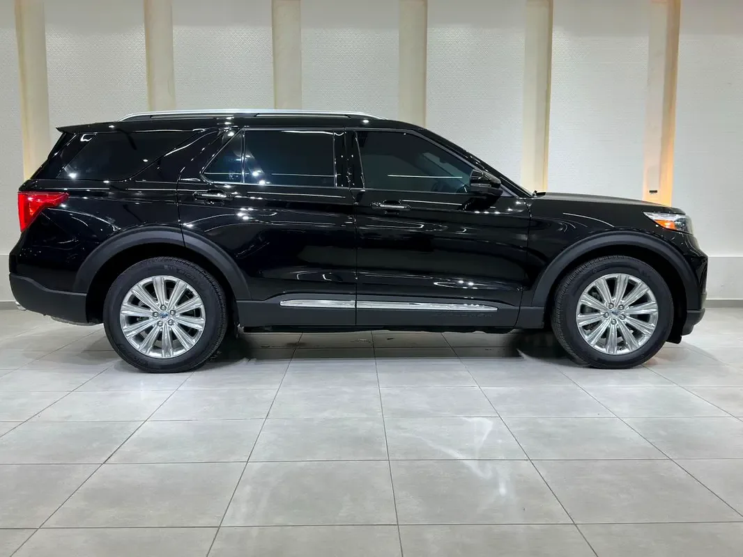 Ford Explorer 3.3 AT (318 حصان) - 7