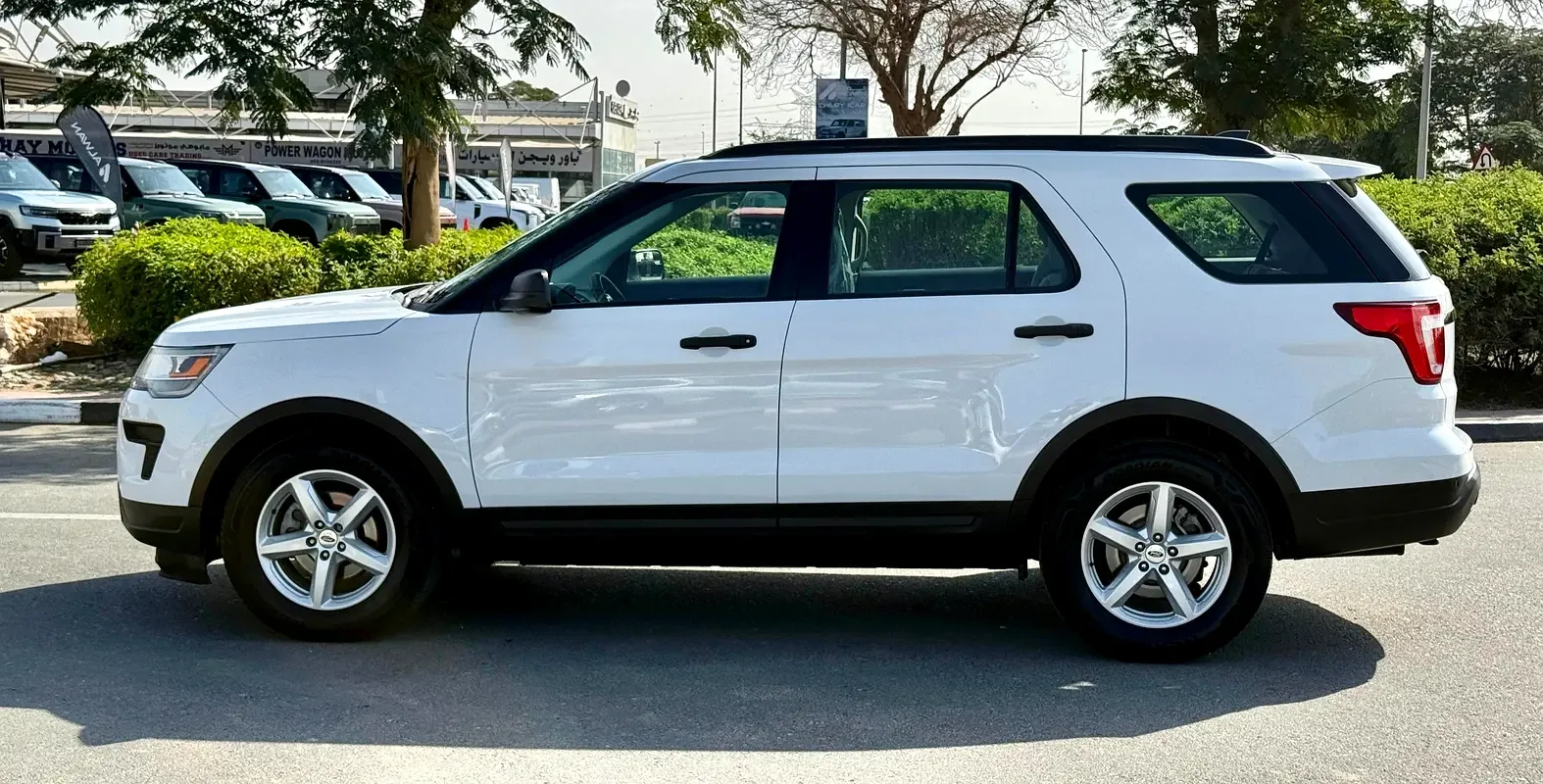 Ford Explorer 3.5 AT (294 حصان) - 6