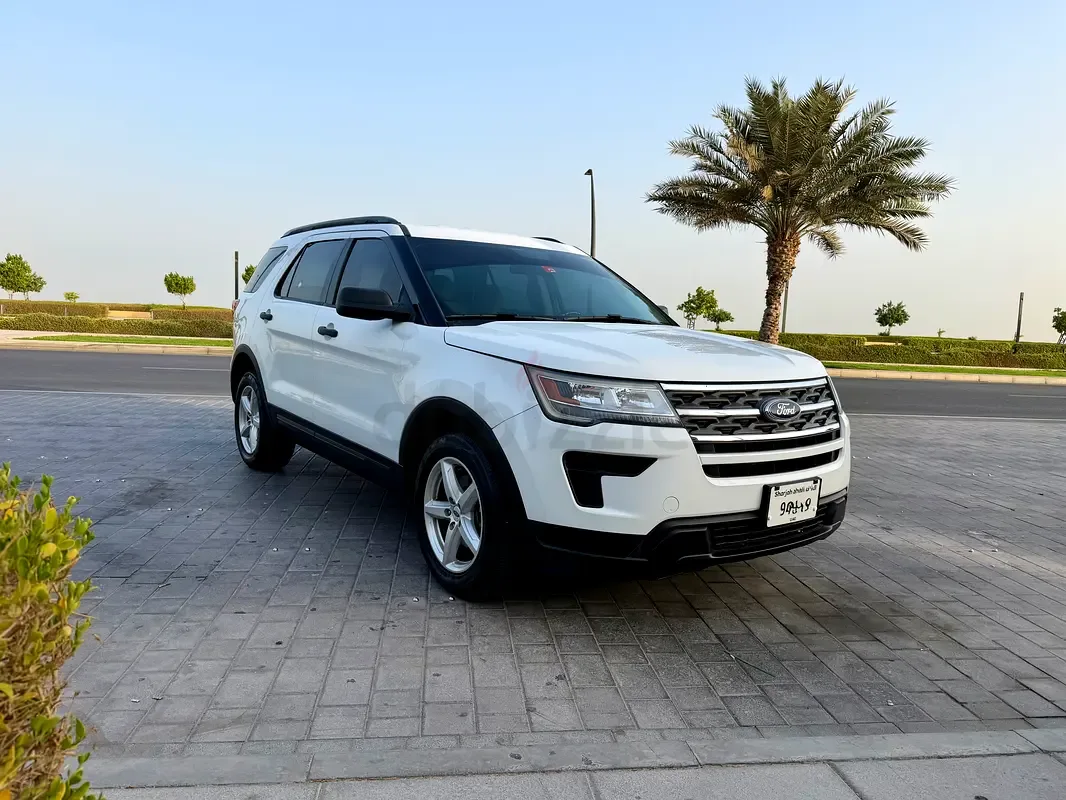 Ford Explorer 3.5 AT (294 حصان) - 3
