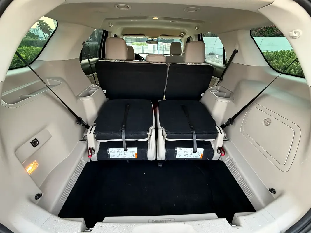 Ford Explorer 3.5 AT (294 حصان) - 13