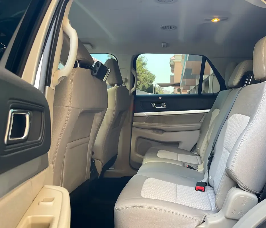 Ford Explorer 3.5 AT (294 hp) - 12