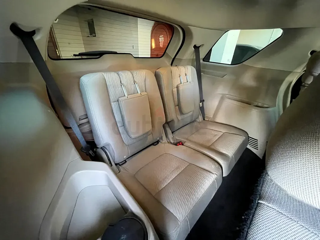 Ford Explorer 3.5 AT (294 hp) - 17