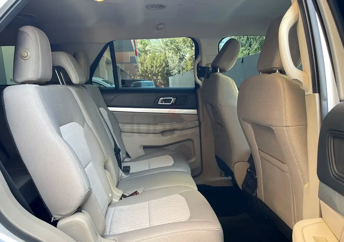 Ford Explorer 3.5 AT (294 hp) - 16