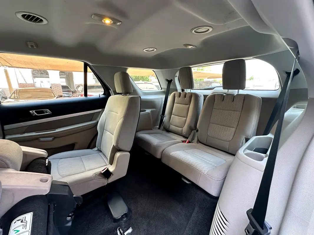 Ford Explorer 3.5 AT (294 حصان) - 11