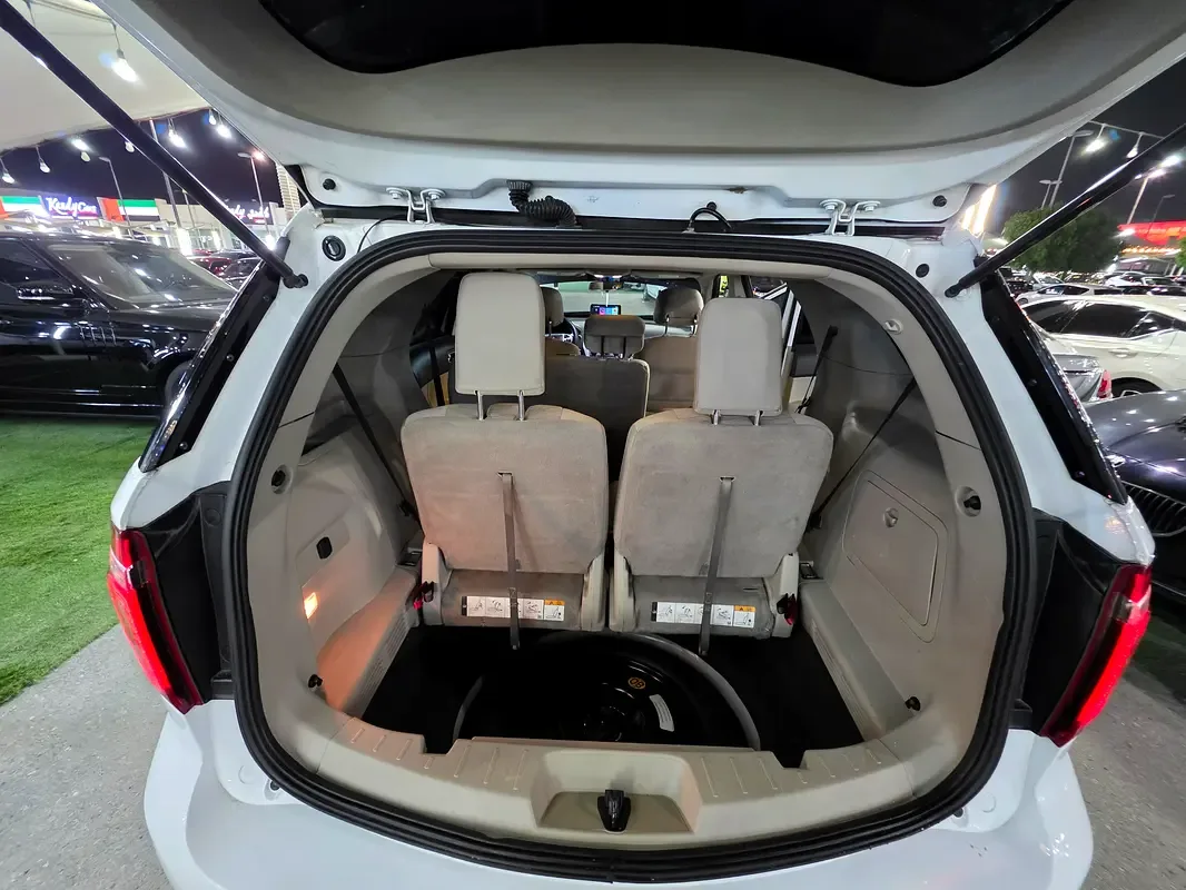 Ford Explorer 3.5 SelectShift (294 hp) - 13