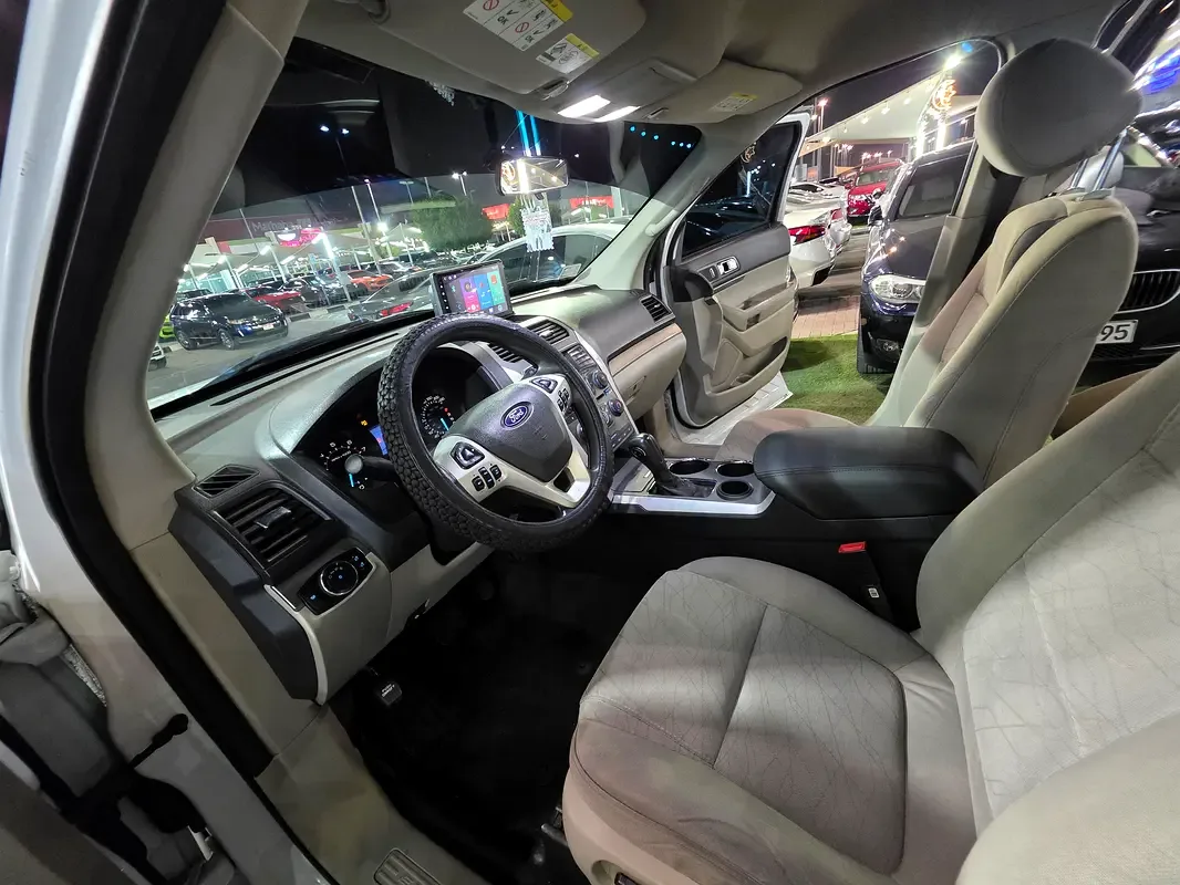 Ford Explorer 3.5 SelectShift (294 hp) - 16