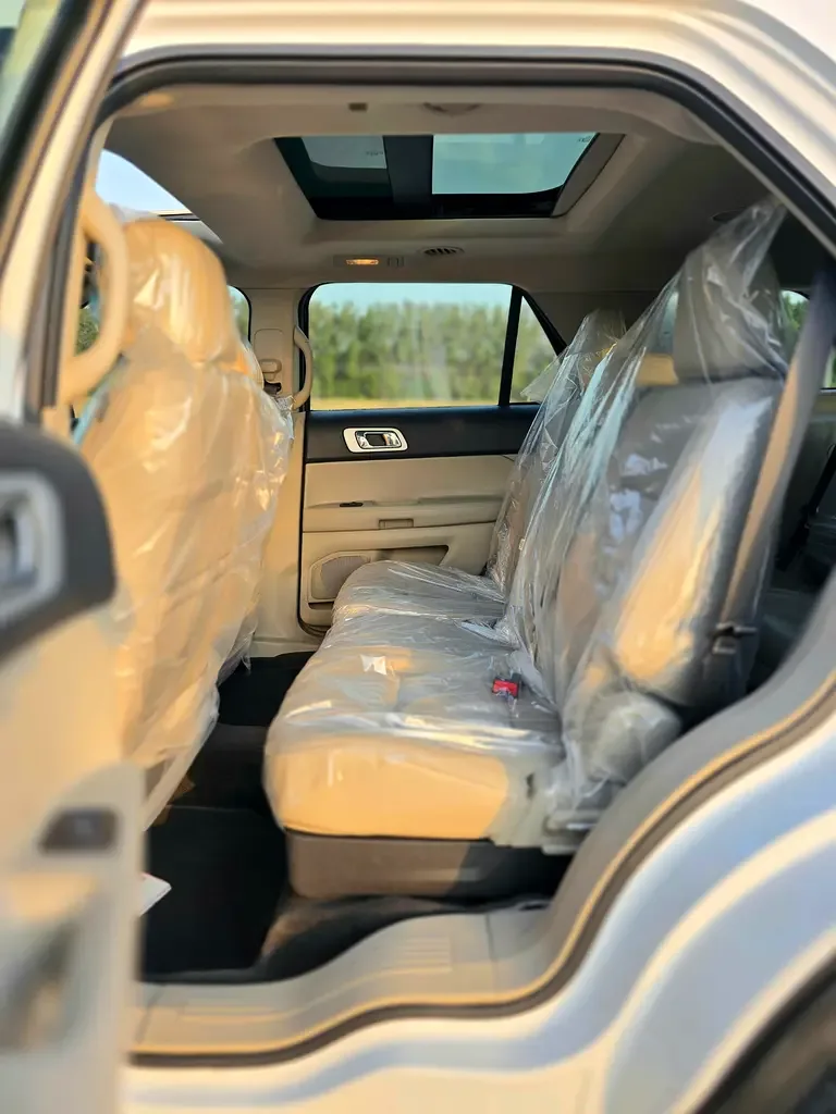 Ford Explorer 3.5 SelectShift (294 حصان) - 19