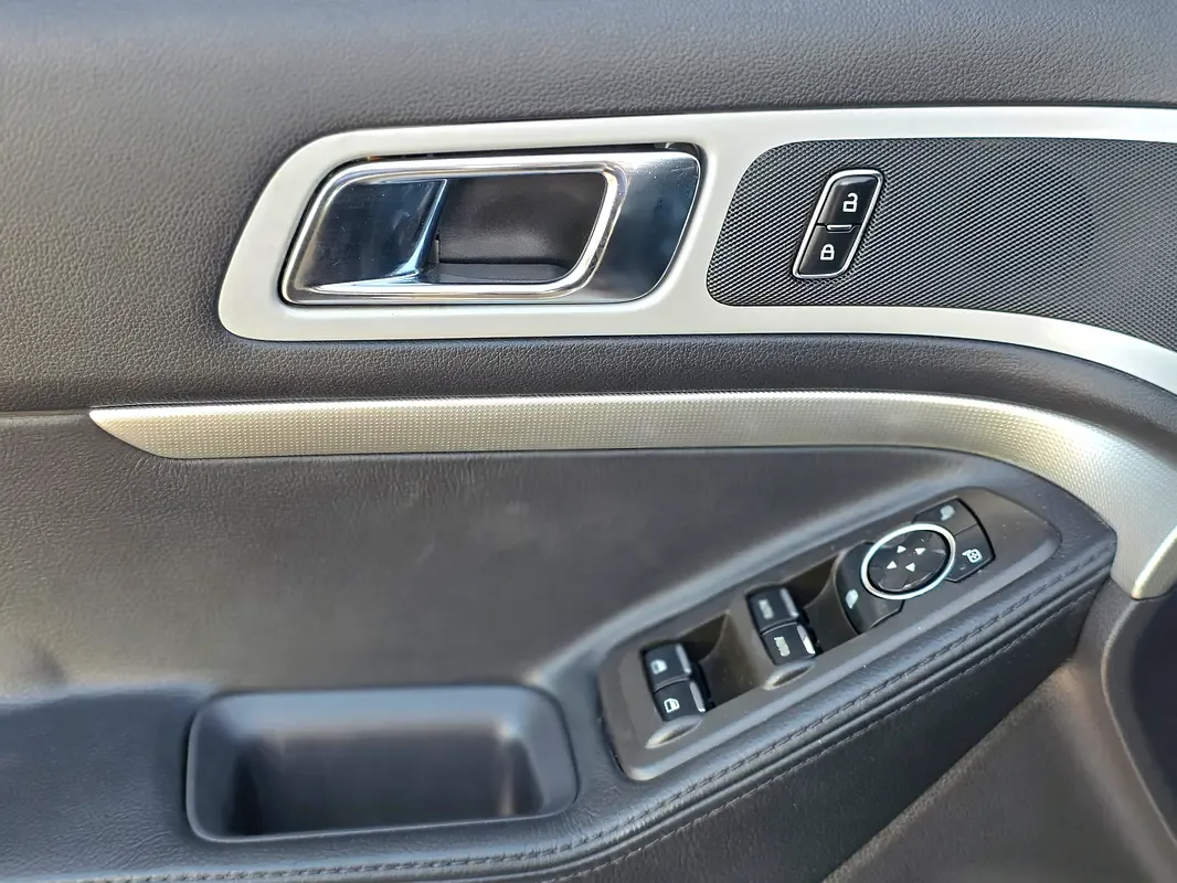 Ford Explorer 3.5 SelectShift (294 hp) - 13