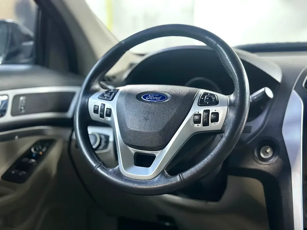 Ford Explorer 3.5 SelectShift (294 hp) - 10