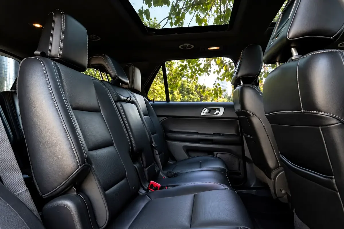 Ford Explorer 3.5 SelectShift (294 حصان) - 6
