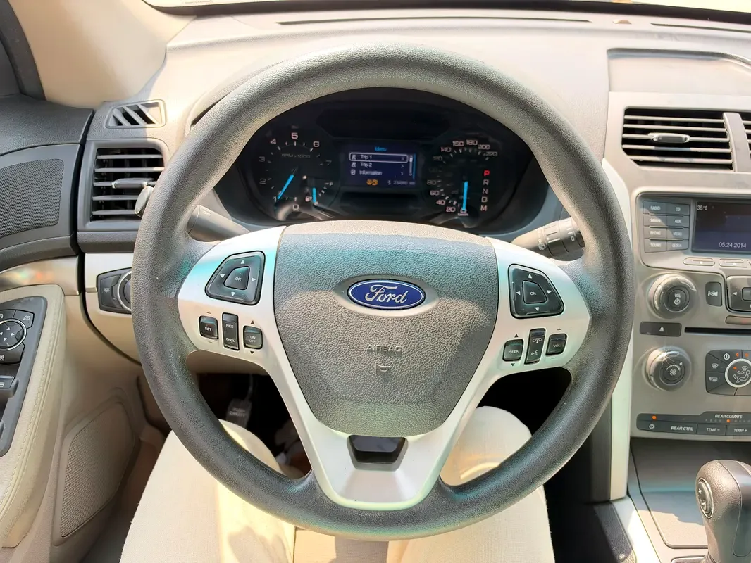 Ford Explorer 3.5 SelectShift 4WD (249 حصان) - 19