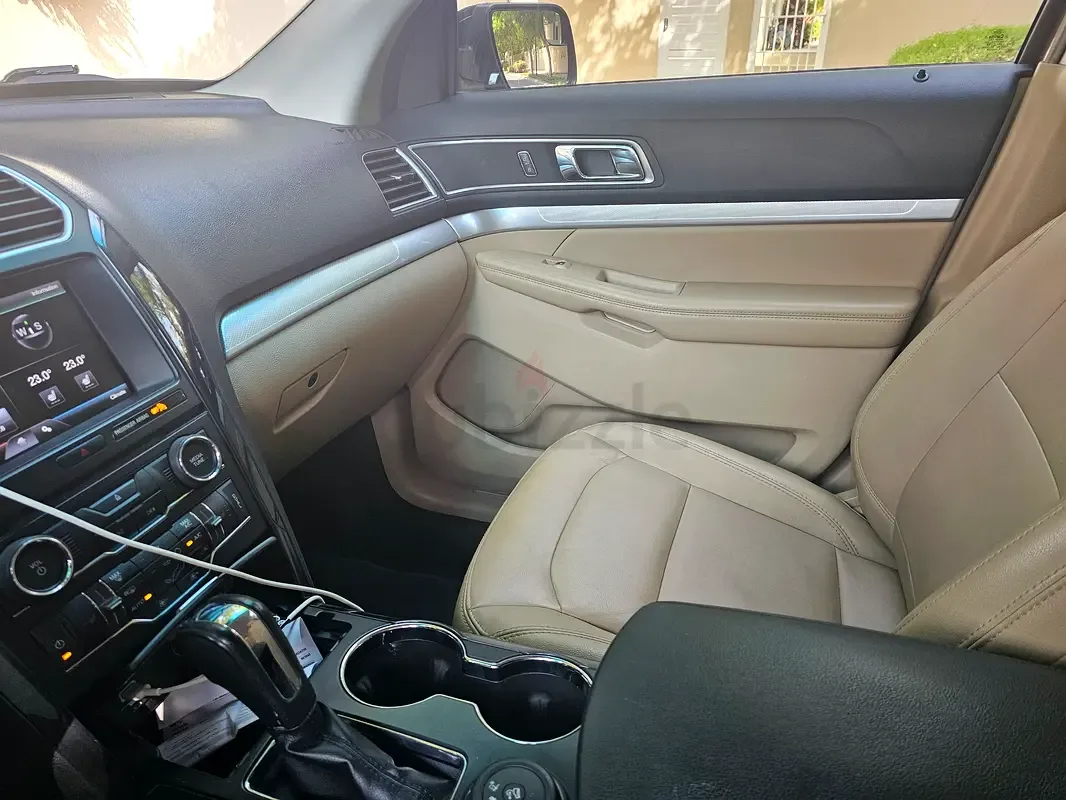 Ford Explorer 3.5 SelectShift 4WD (249 حصان) - 5