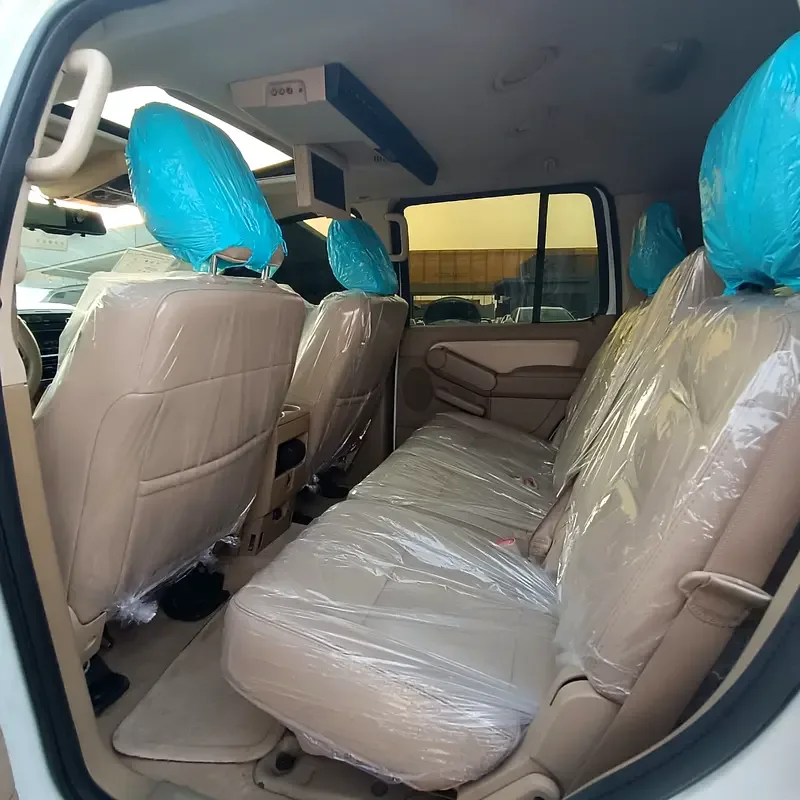 Ford Explorer 4.0 AT (212 حصان) - 14