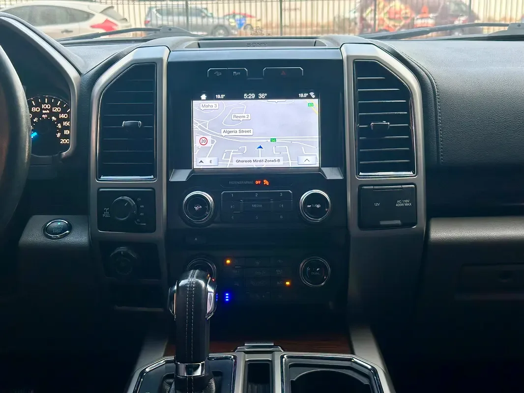 Ford F-150 3.5 AT RWD (375 حصان) - 9