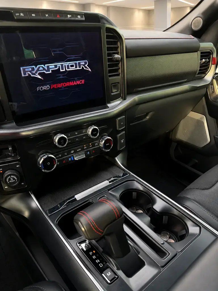 Ford F-150 3.5 AT RWD (400 حصان) - 8