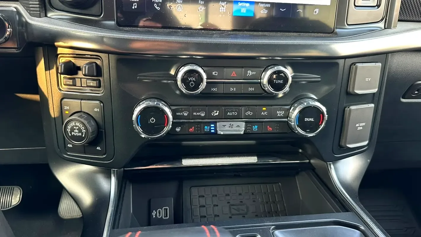 Ford F-150 3.5 AT RWD (400 hp) - 8