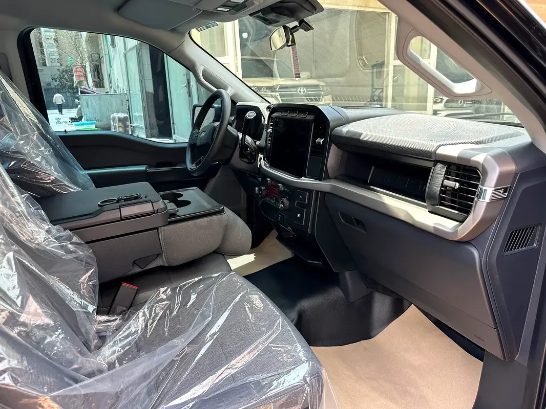 Ford F-150 5.0 AT RWD (400 حصان) - 17