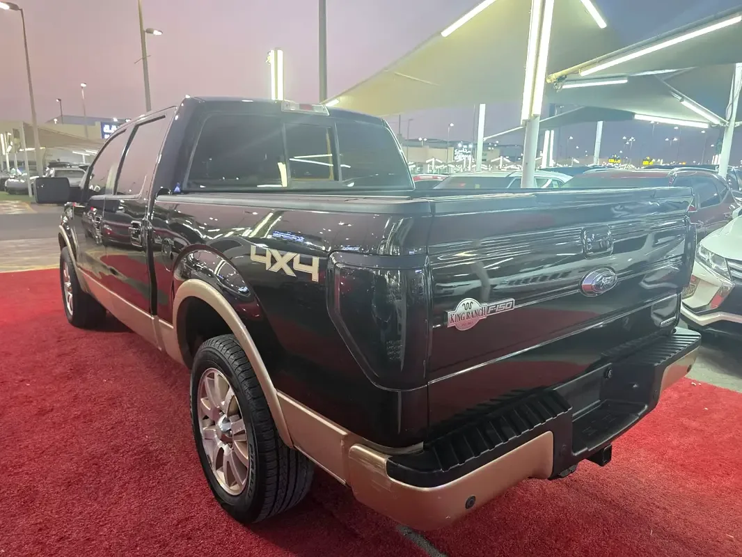 Ford F-150 5.4 AT RWD (320 حصان) - 2