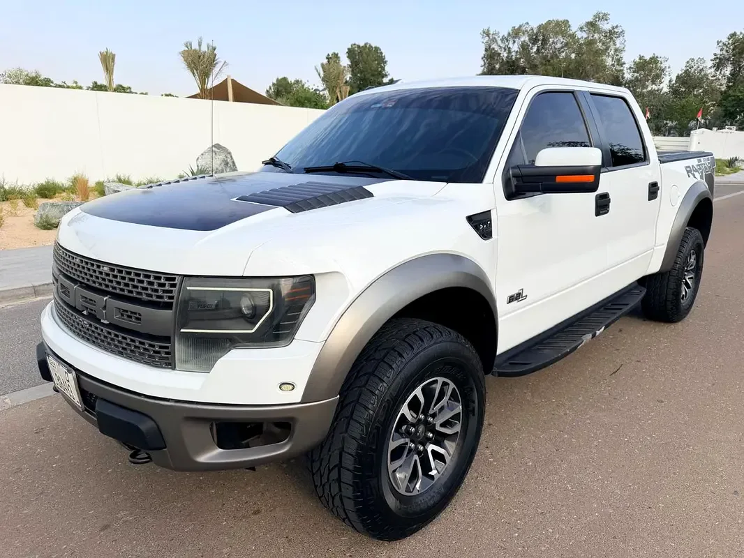 Ford F-150 5.4 AT RWD (320 hp)