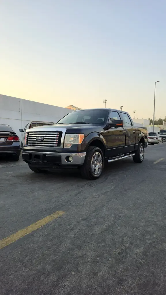 Ford F-150 5.4 AT RWD (320 hp)