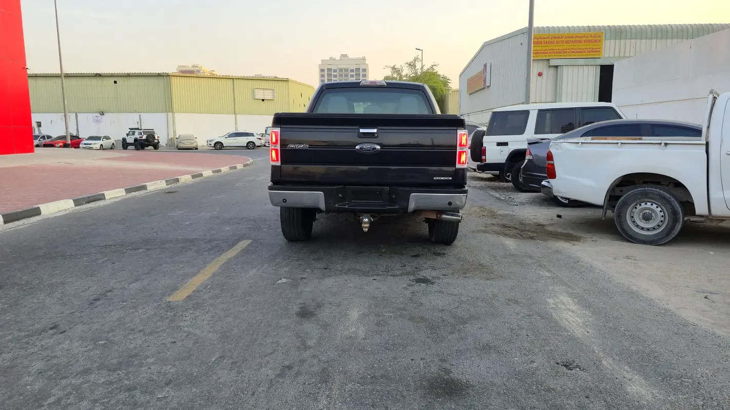 Ford F-150 5.4 AT RWD (320 حصان) - 5