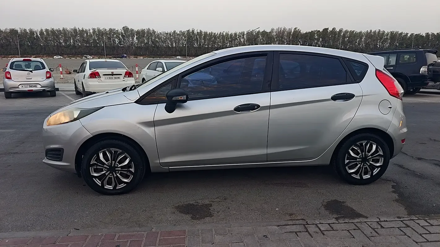 Ford Fiesta 1.6 AMT (105 hp) - 3