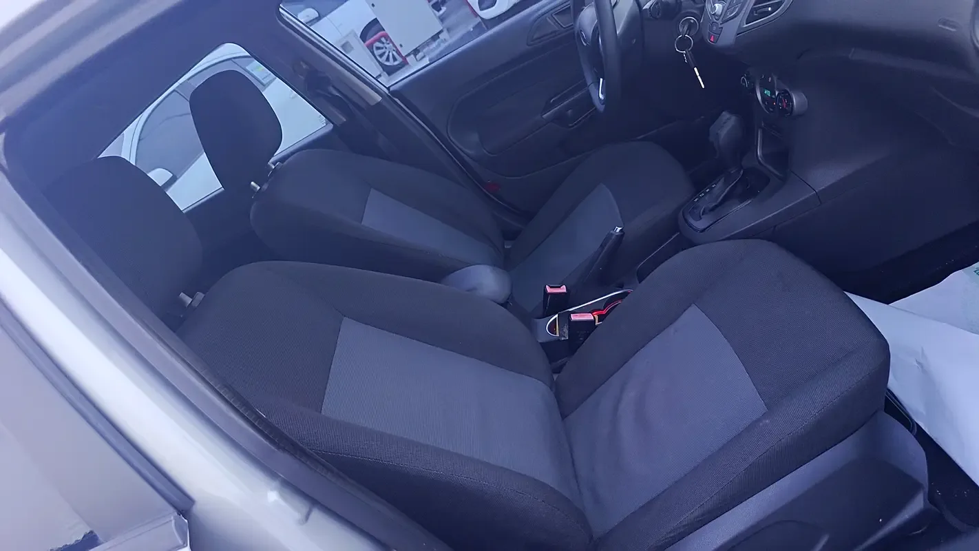 Ford Fiesta 1.6 AMT (105 hp) - 12