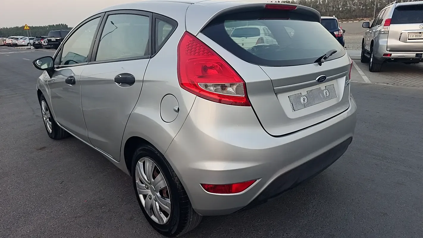 Ford Fiesta 1.6 AMT (105 hp) - 3