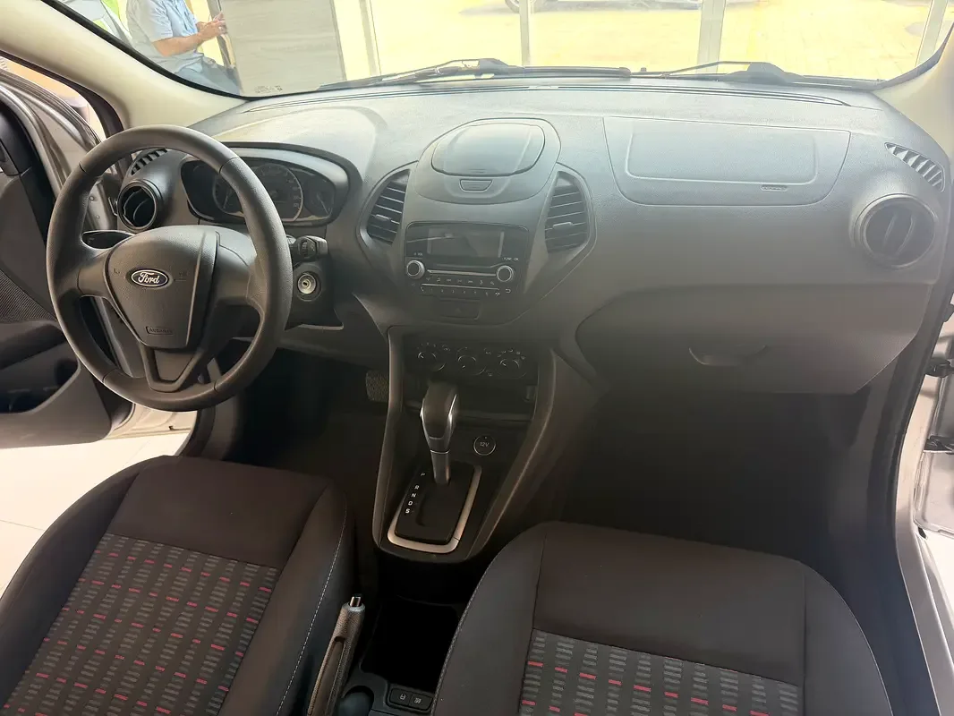 Ford Figo 1.5 AMT (120 حصان) - 12