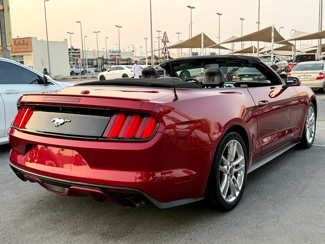 Ford Mustang 2.3 AT (317 hp) - 7